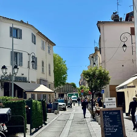 Le Palais Aubernon 公寓 *