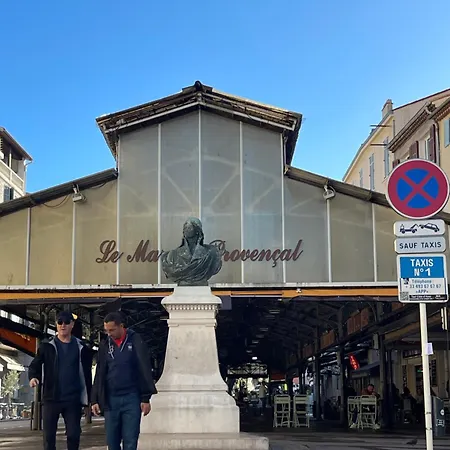 アパート Le Palais Aubernon アンティーブ