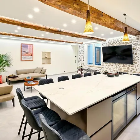 Le Palais Aubernon Apartmán Antibes