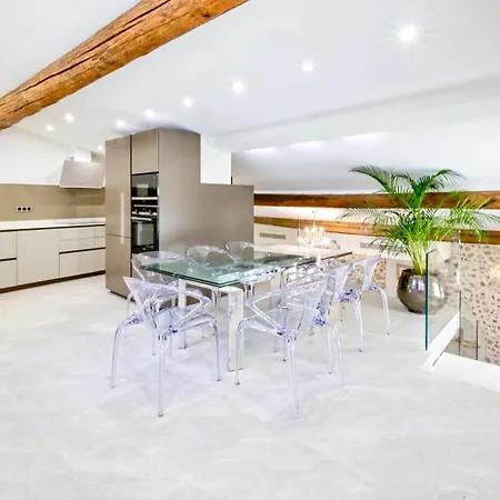 Le Palais Aubernon Apartmán *