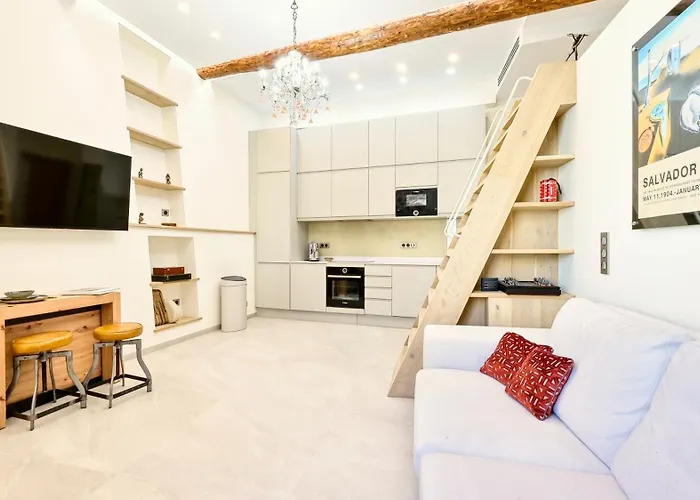 Le Palais Aubernon *